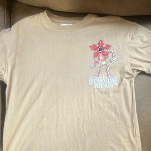 ZARA Stranger Things T-shirt Kids Size 10- Kids | Color: Beige |